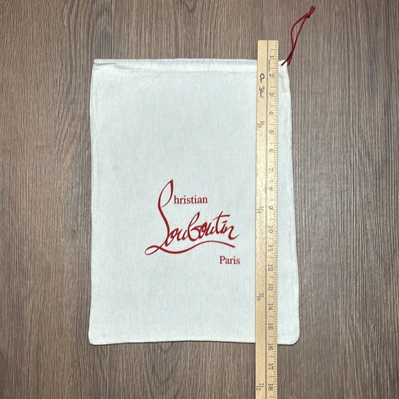 🔥🔥🔥Christian Louboutin Cream Dust Bag🔥🔥🔥 - Picture 4 of 4